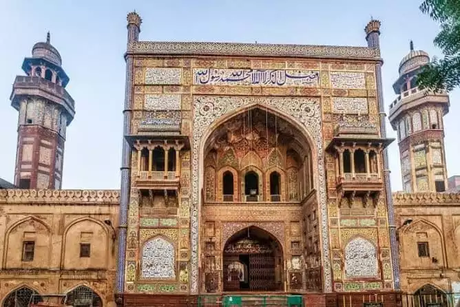 Lahore Full Day Sightseeing Tour
