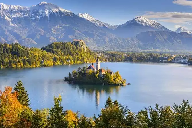 Full-Day Ljubljana and Bled Small-Group Tour from Zagreb