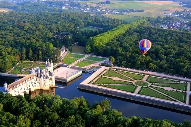 Loire Valley Hot-Air Balloon Ride