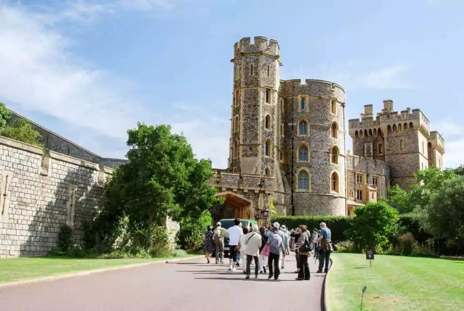 London: Windsor Castle, Bath, & Stonehenge Full-Day Bus Trip | GetYourGuide