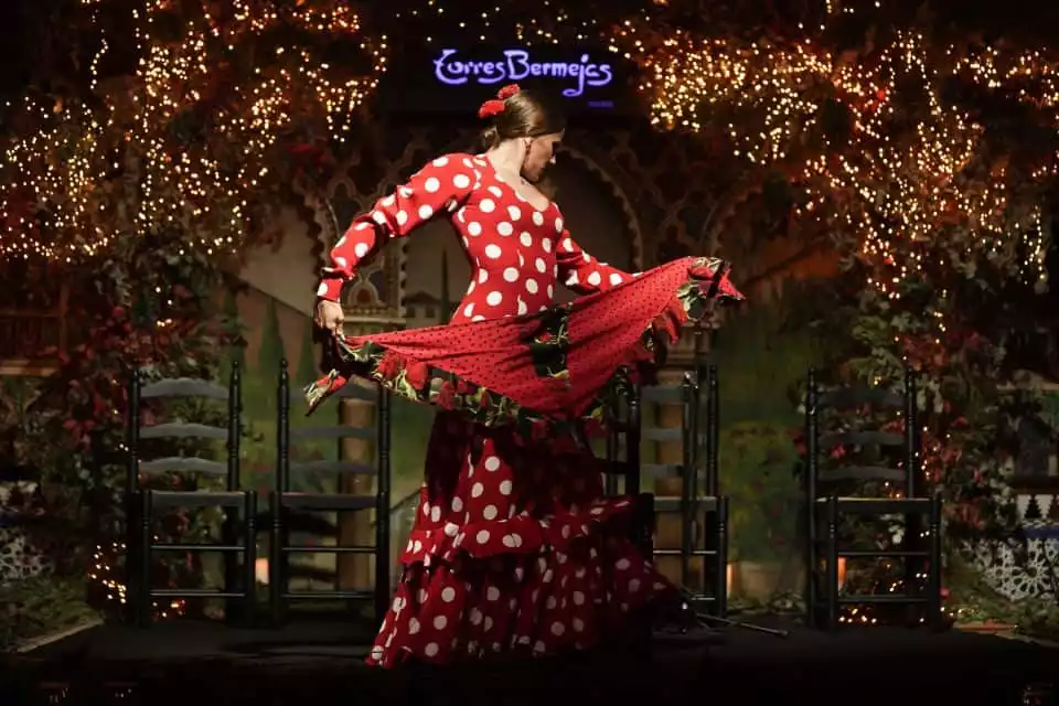 Madrid: Live Flamenco Show with Food and Drinks Options | GetYourGuide