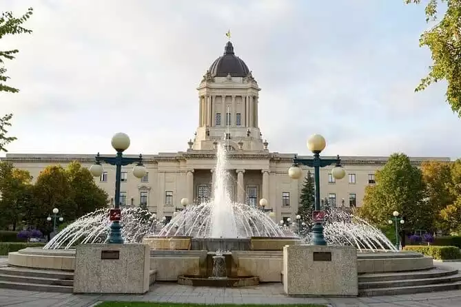 Manitoba Legislative Grounds: a Smartphone Audio Tour & Trivia Challenge