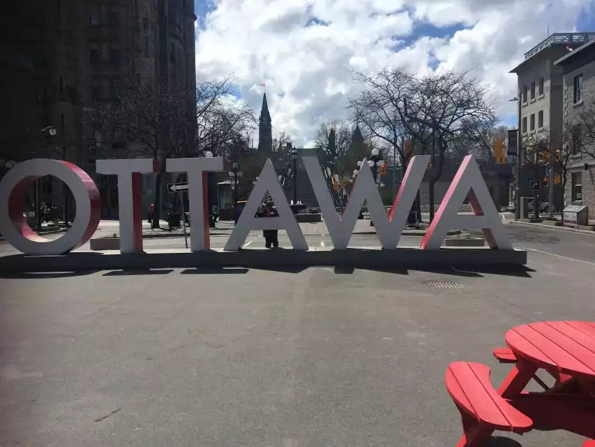 Montreal: Private Day Tour to Ottawa | GetYourGuide