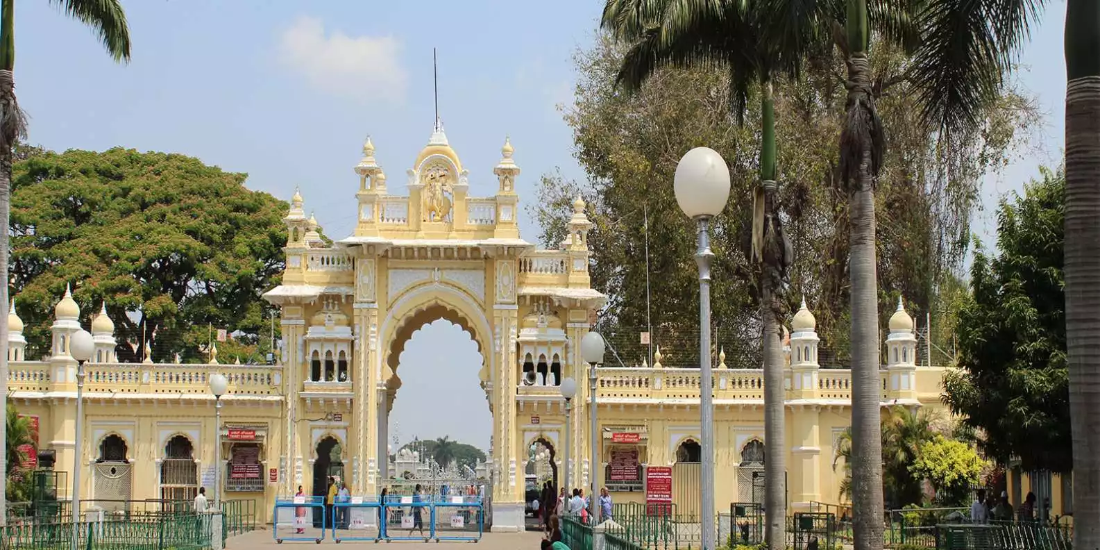 Mysore: Private Excursion with Lunch from Bangalore | GetYourGuide