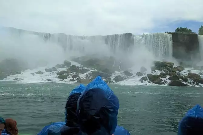 Niagara Falls American-Side Tour with Maid of the Mist Boat Ride