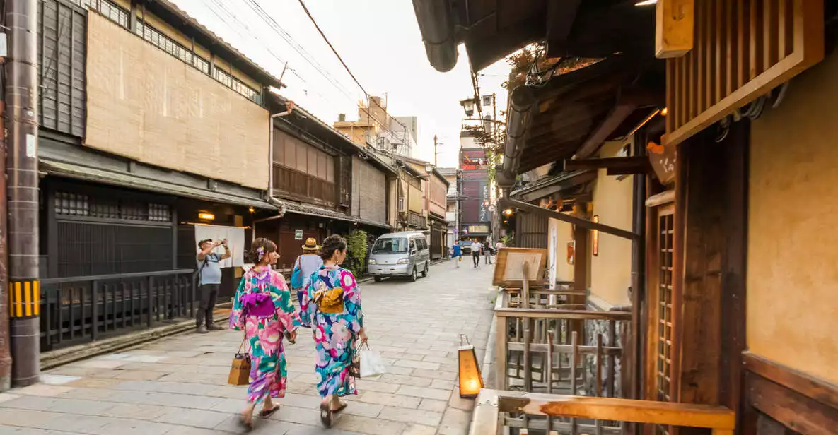 Night Walk in Gion: Kyoto's Geisha District | GetYourGuide