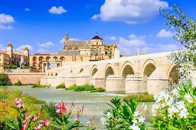 Cordoba: Mosque,Cathedral, Alcazar & Synagogue with Skip the Line Tickets