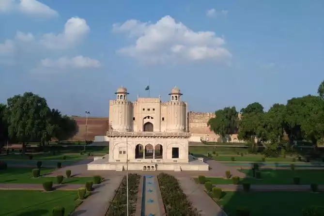 Pakistan Guided Tours offer all kind of tours , Let's Explore Lahore with us.