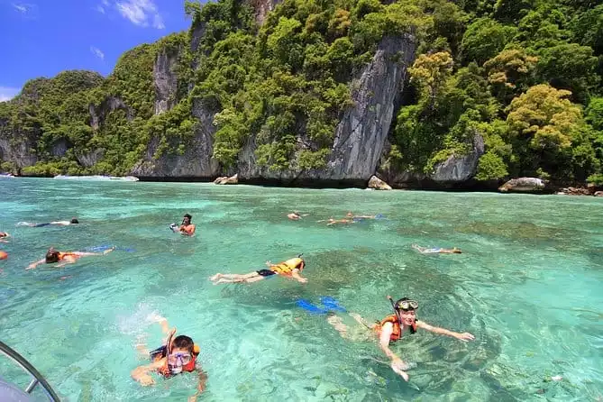 Phi Phi Island Tour by Speedboat from Krabi with Lunch (SHA Plus)