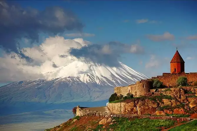 Private 7-8-hour Khor Virap, Garni temple & Geghard monastery trip from Yerevan