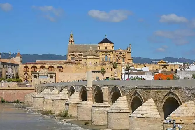 Private 9-Hour Tour to Cordoba from Granada with Hotel pick up & drop off