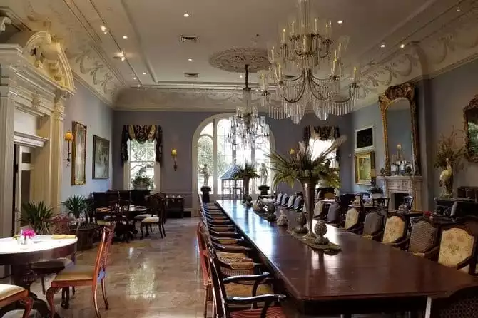 Private Destrehan and Houmas House Plantation Tour from New Orleans