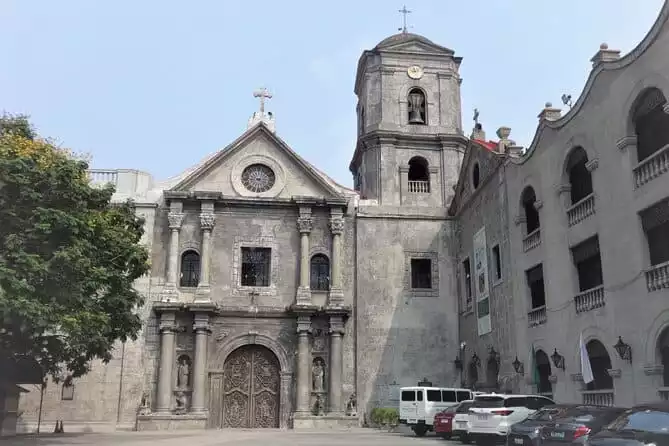 Private Half-Day Makati (Old Manila) with Intramuros