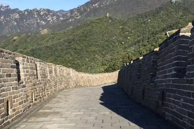 Private One Way Tianjin Port Transfer to Beijing including Great Wall Sightseeing