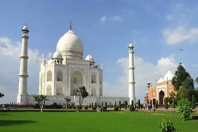 Private Taj Mahal & Agra Fort Tour with Fatehpur Sikri from Agra