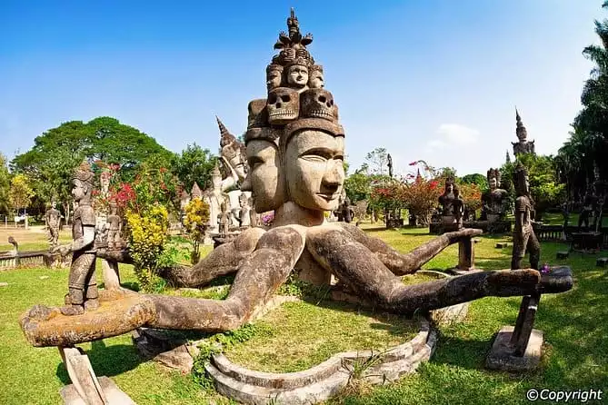 Private Tour: Vientiane City Sightseeing and Buddha Park