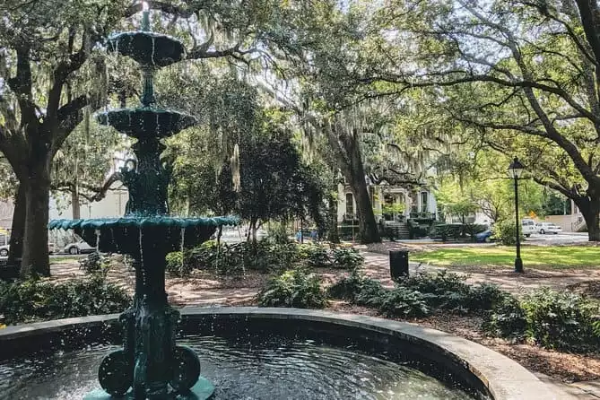 Private Tour of Savannah's Historic District, Isle of Hope & Bonaventure