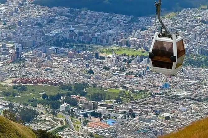 Full Day Quito City Tour Including Teleférico and Mitad del Mundo