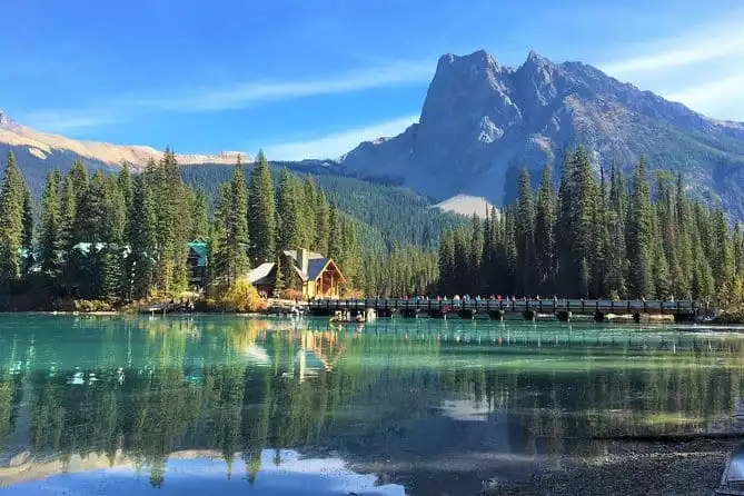 Lakes of Banff and Yoho National Parks Tour From Calgary 2022