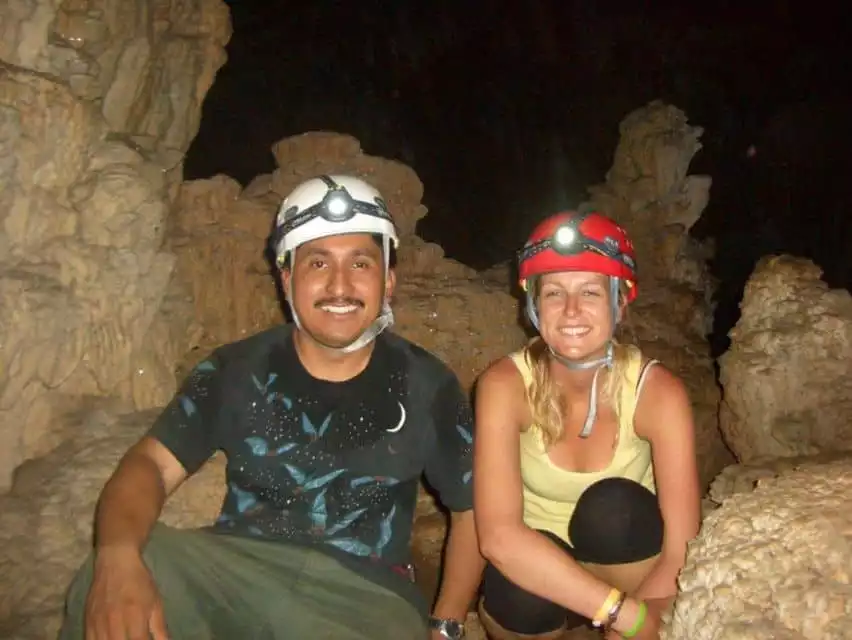 San Ignacio: Crystal Cave & Blue Hole National Park + Lunch | GetYourGuide
