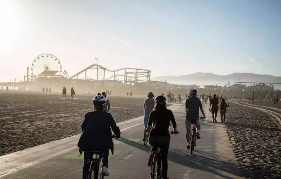 Santa Monica: Full Day Bike Rental | GetYourGuide