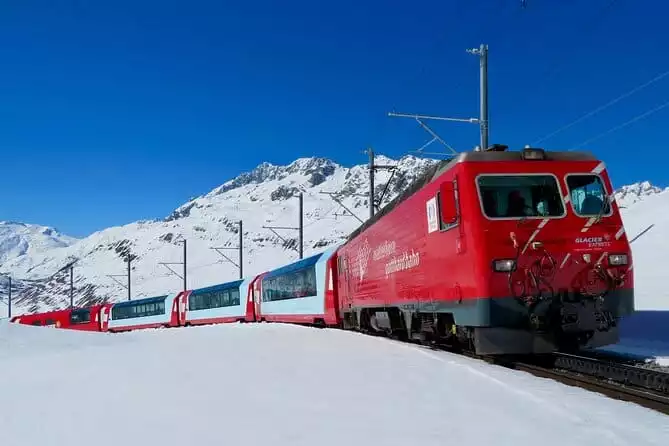 Self-Guided Tour: Glacier Express Panoramic Train round Trip one Day