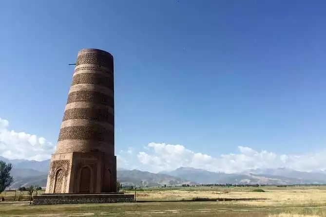 Silk Road discovery: Burana Tower and Cholpon-Ata