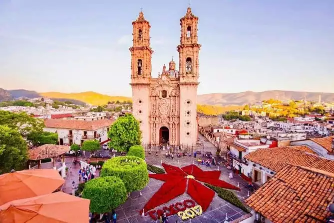 Silver City of Taxco: Full Day Tour from Mexico City