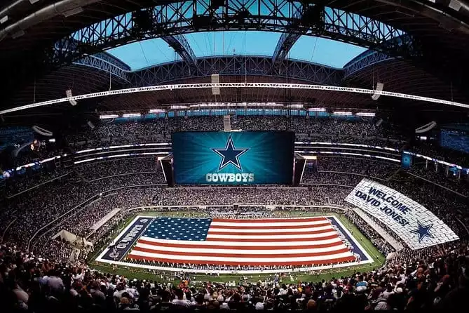 Small-Group Dallas Cowboys Stadium Tour with Transportation from Downtown Dallas