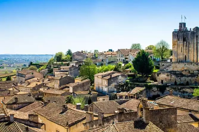 Saint Emilion Day Trip with Sightseeing Tour & Wine Tastings from Bordeaux