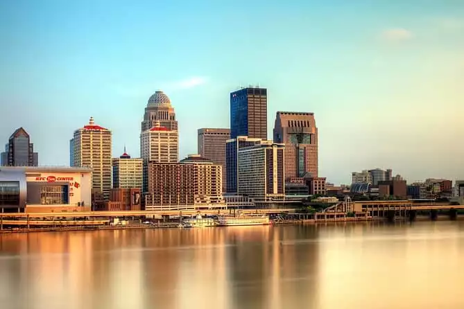 Smartphone-Guided Walking Tour of Downtown Louisville Sights & Stories