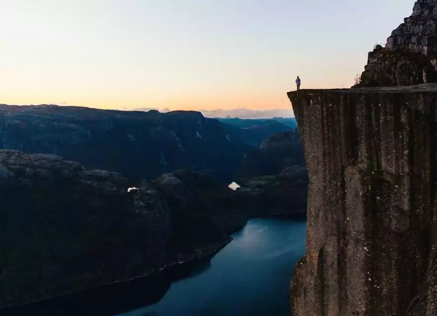 Stavanger: Guided Sunrise Hike to Pulpit Rock | GetYourGuide