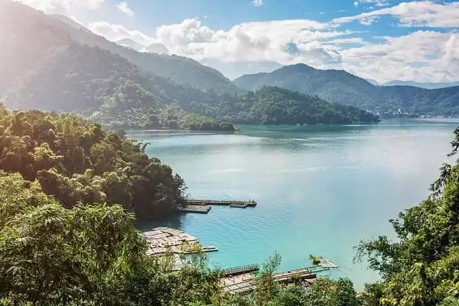 1-day Tour to Sun Moon Lake from Taipei by High Speed Rail 2022