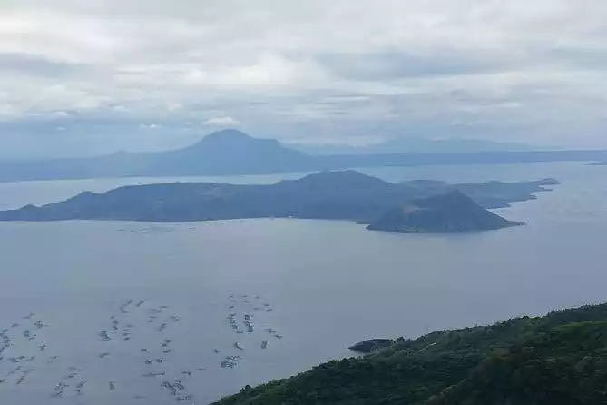 Taal Volcano Eruption and Lake Sightseeing Tour