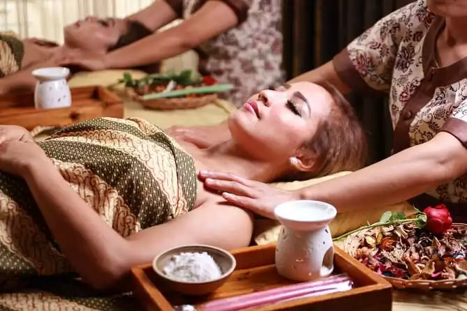 Top 2 Toe Spa Packages from Singapore to Batam with Lunch