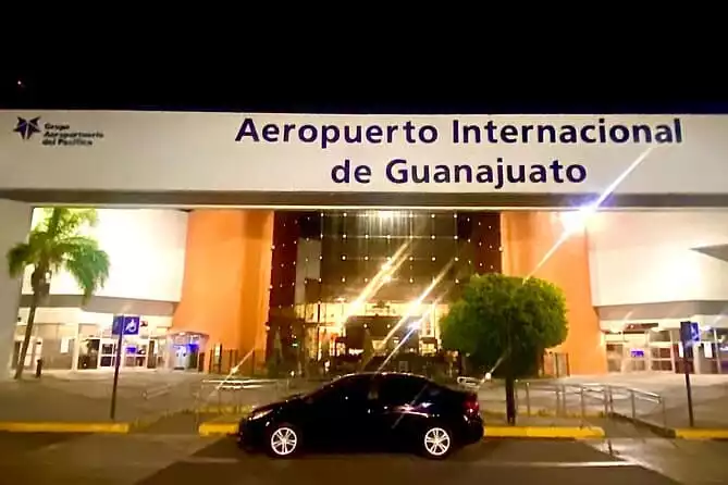 Transfer between San Miguel de Allende and BJX airport