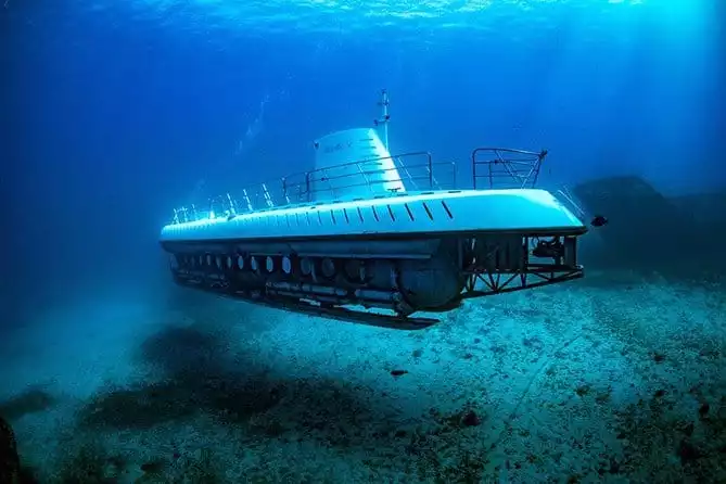 Waikiki Atlantis Submarine Adventure