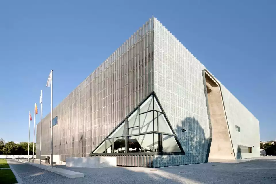 Warsaw: POLIN Museum of the History of Polish Jews Ticket | GetYourGuide