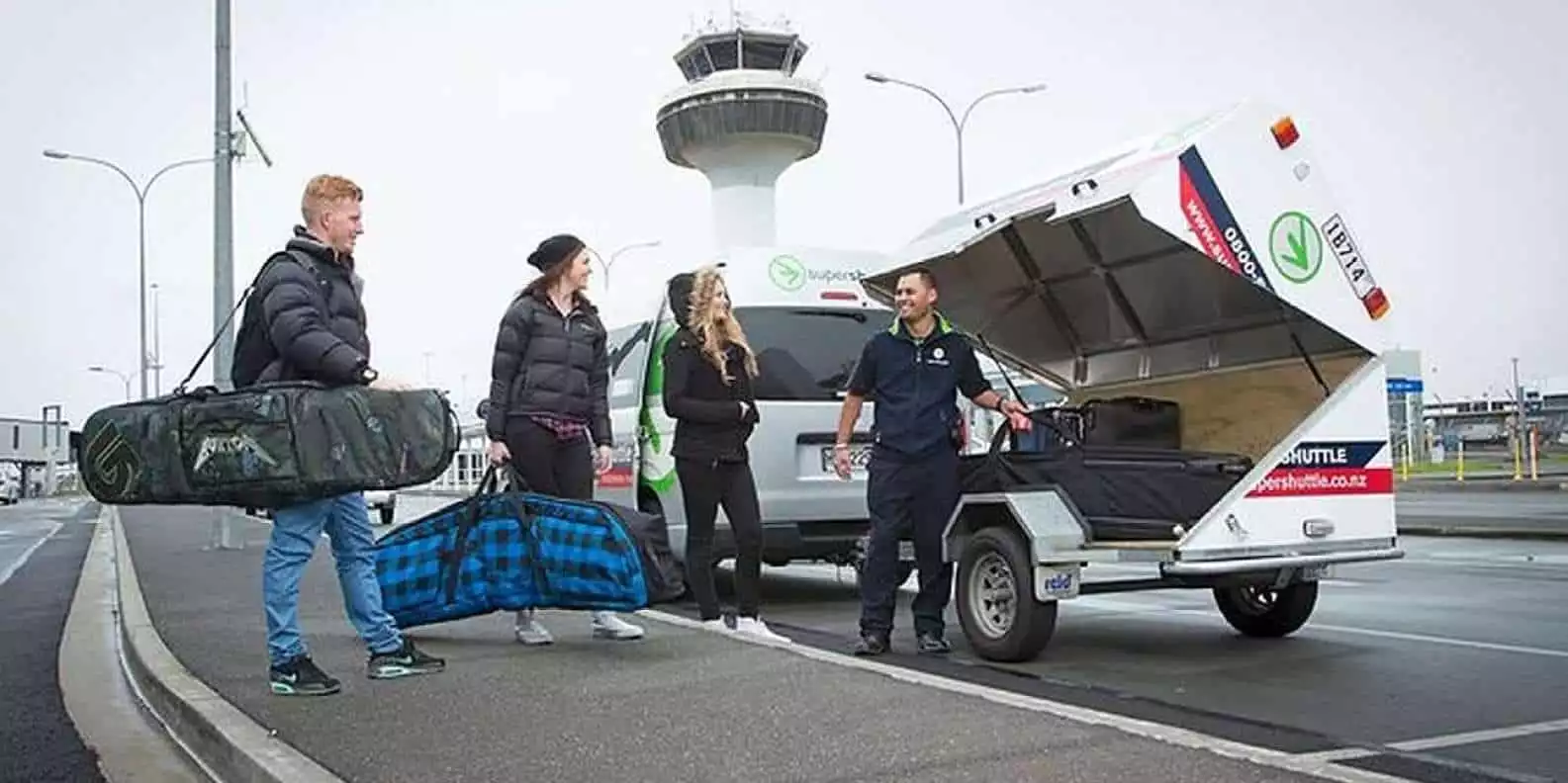 Wellington: Shared Transfer Between Airport & City CBD | GetYourGuide