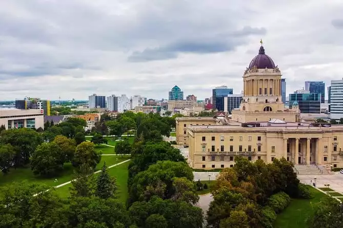 Winnipeg's Wealthy Beginnings: a Smartphone Audio Walking Tour