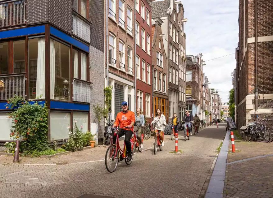 Amsterdam: Small-Group Bike Tour of Central Amsterdam | GetYourGuide