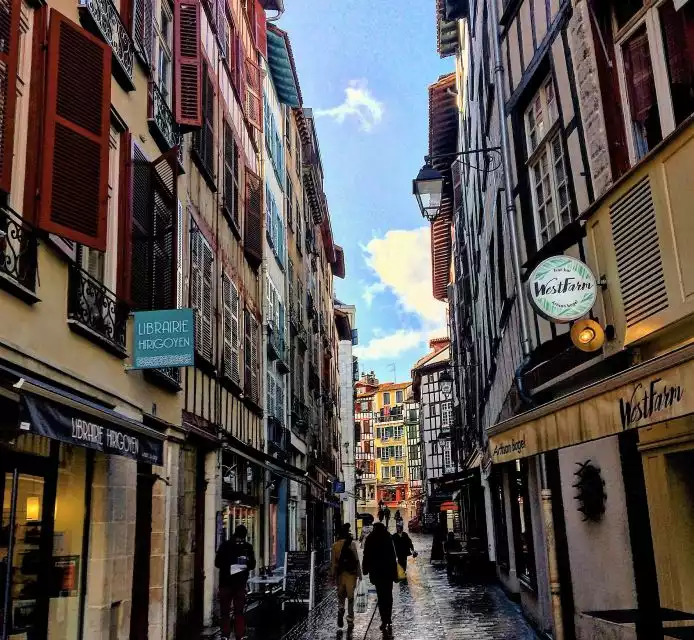 Bayonne: Private Walking Tour and Chocolate Tasting | GetYourGuide
