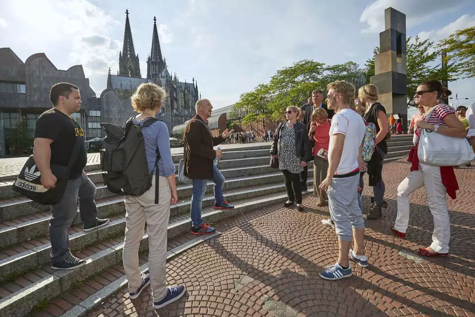 Cologne: Guided Highlights Tour with a Local (in German) | GetYourGuide