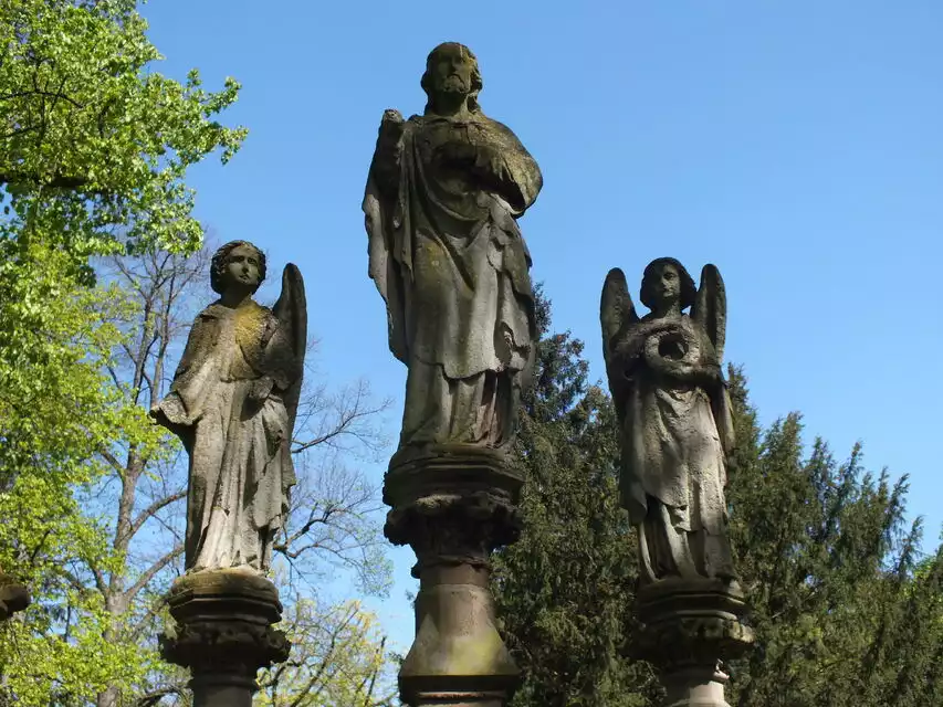 Cologne: Guided Tour of the Melaten Cemetery | GetYourGuide