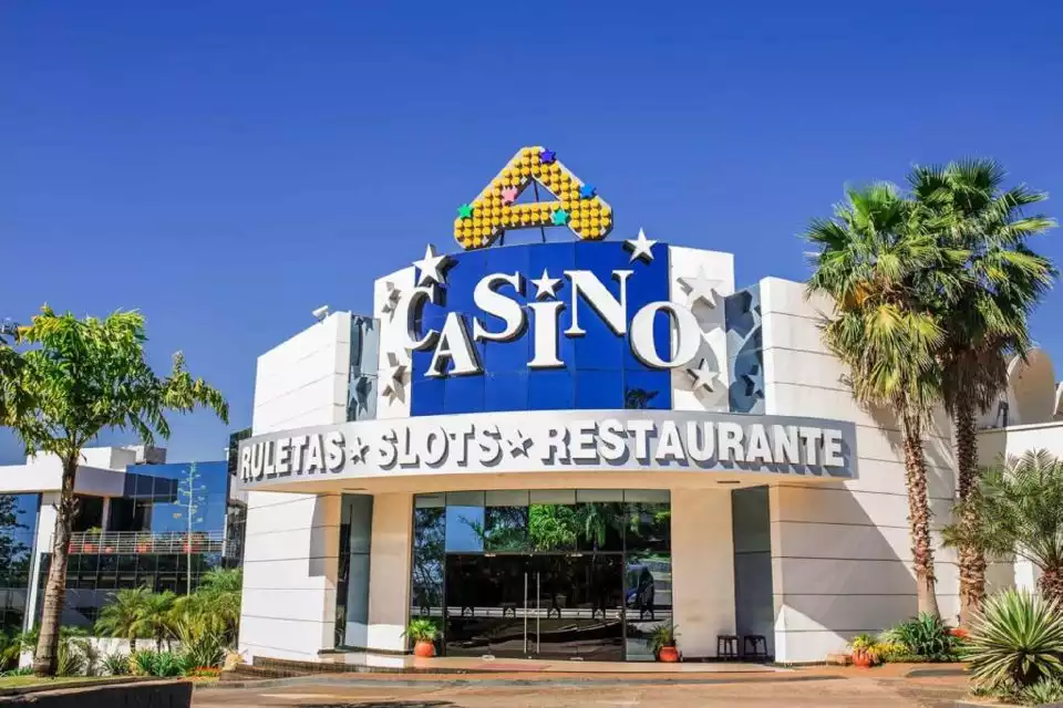Foz do Iguaçu: Paraguay Night Tour with Casino Dinner | GetYourGuide