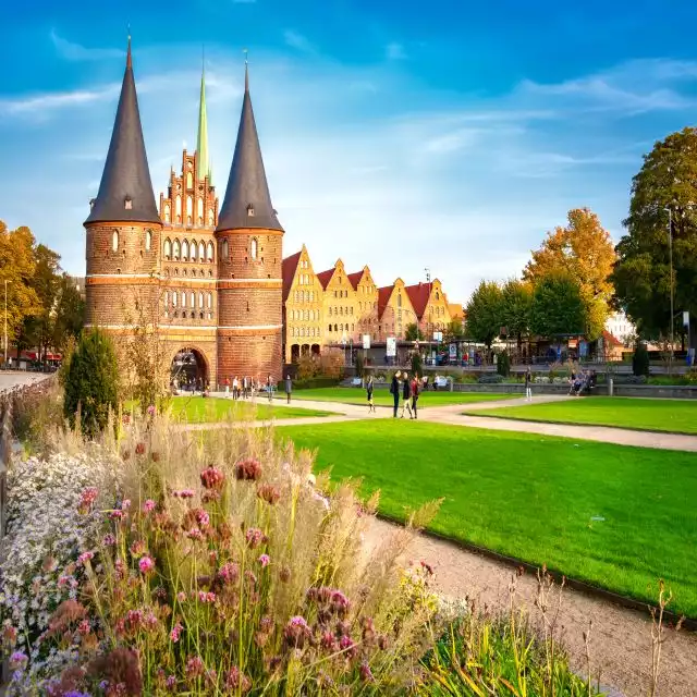 From Hamburg: Day Trip to Lübeck with Guided Walking Tour | GetYourGuide