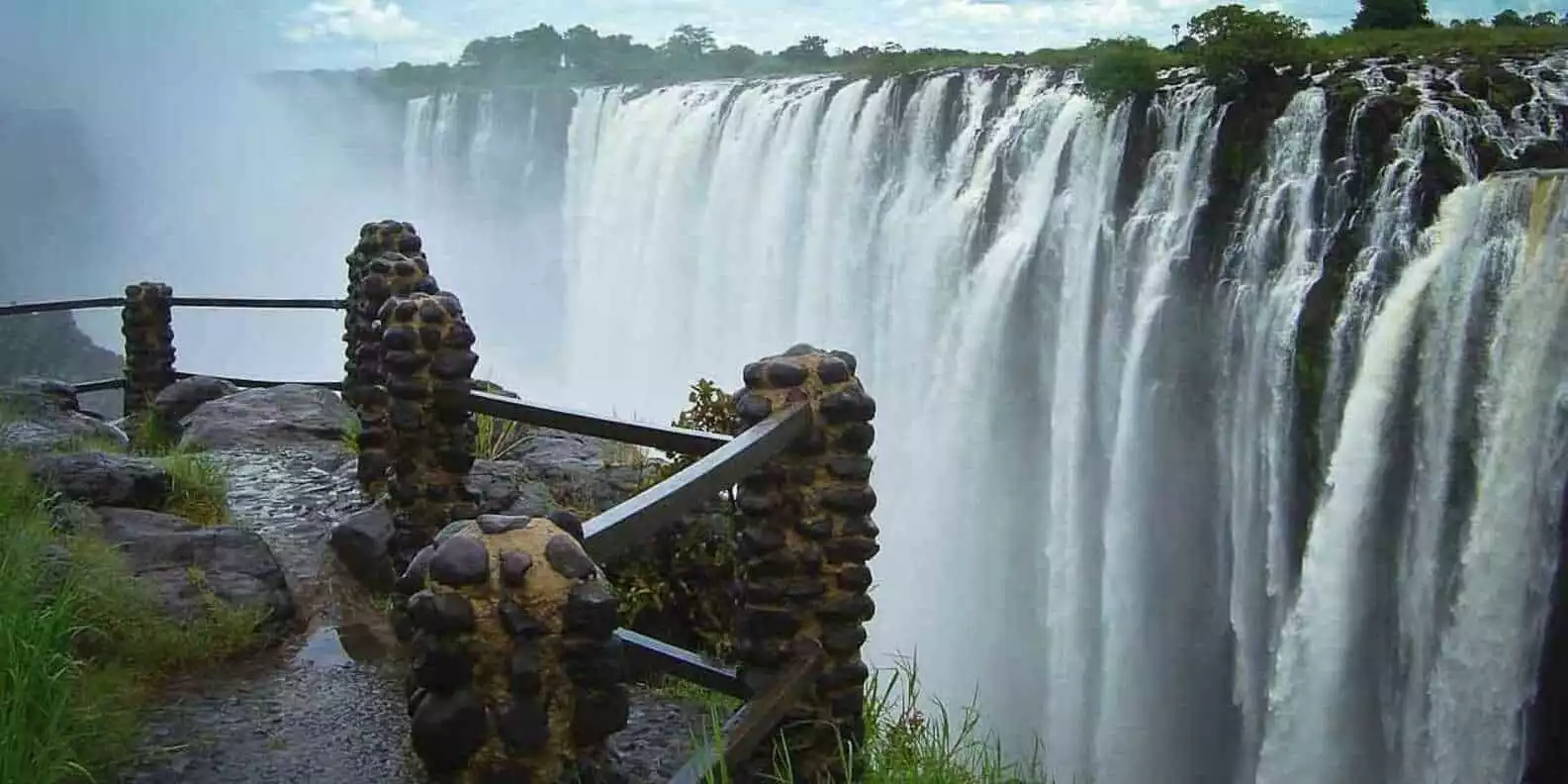 From Kasane: Victoria Falls Day Trip | GetYourGuide