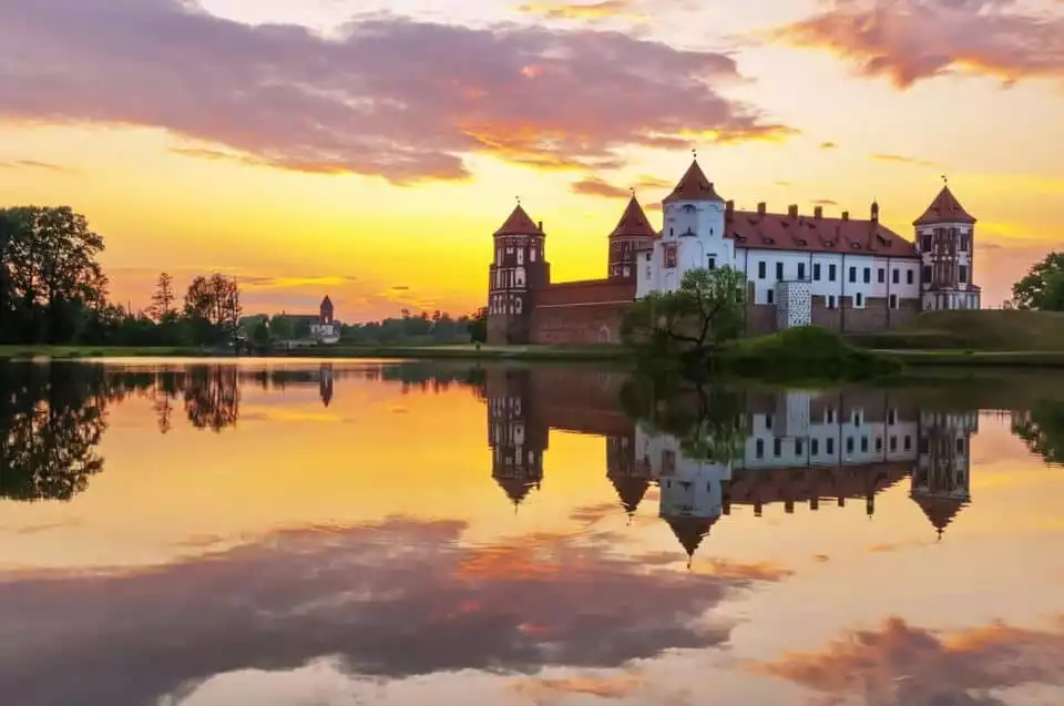 From Minsk: Mir Castle Private Tour | GetYourGuide