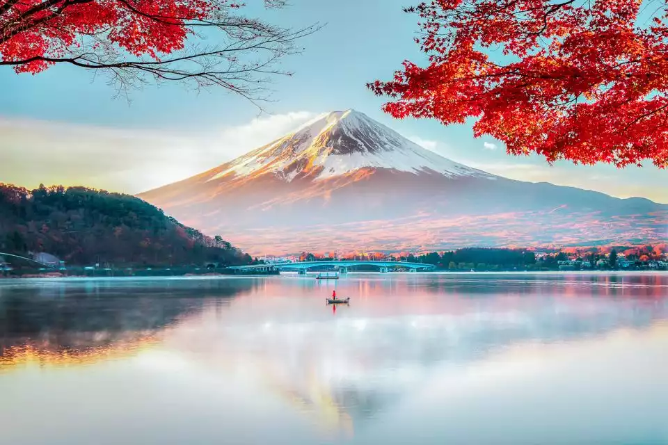 From Tokyo: Full-Day Mount Fuji and Kawaguchi Lake Tour with Lunch | GetYourGuide