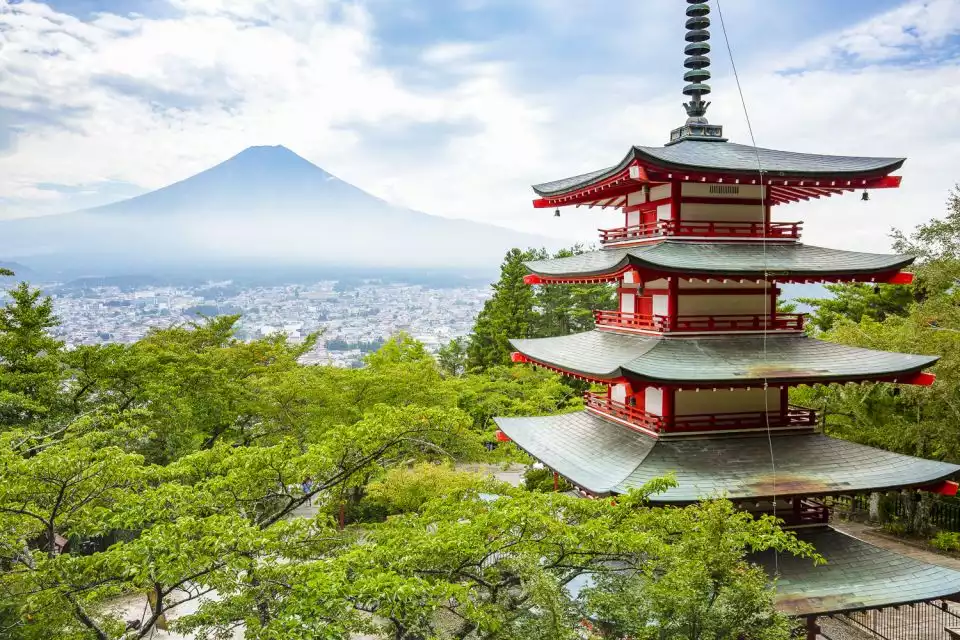 From Tokyo: Private Full-Day Mount Fuji and Kawaguchi Lake Tour | GetYourGuide